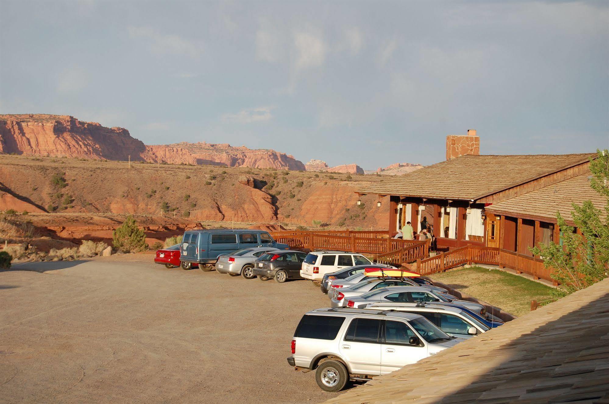 The Rim Rock Inn トーリー エクステリア 写真